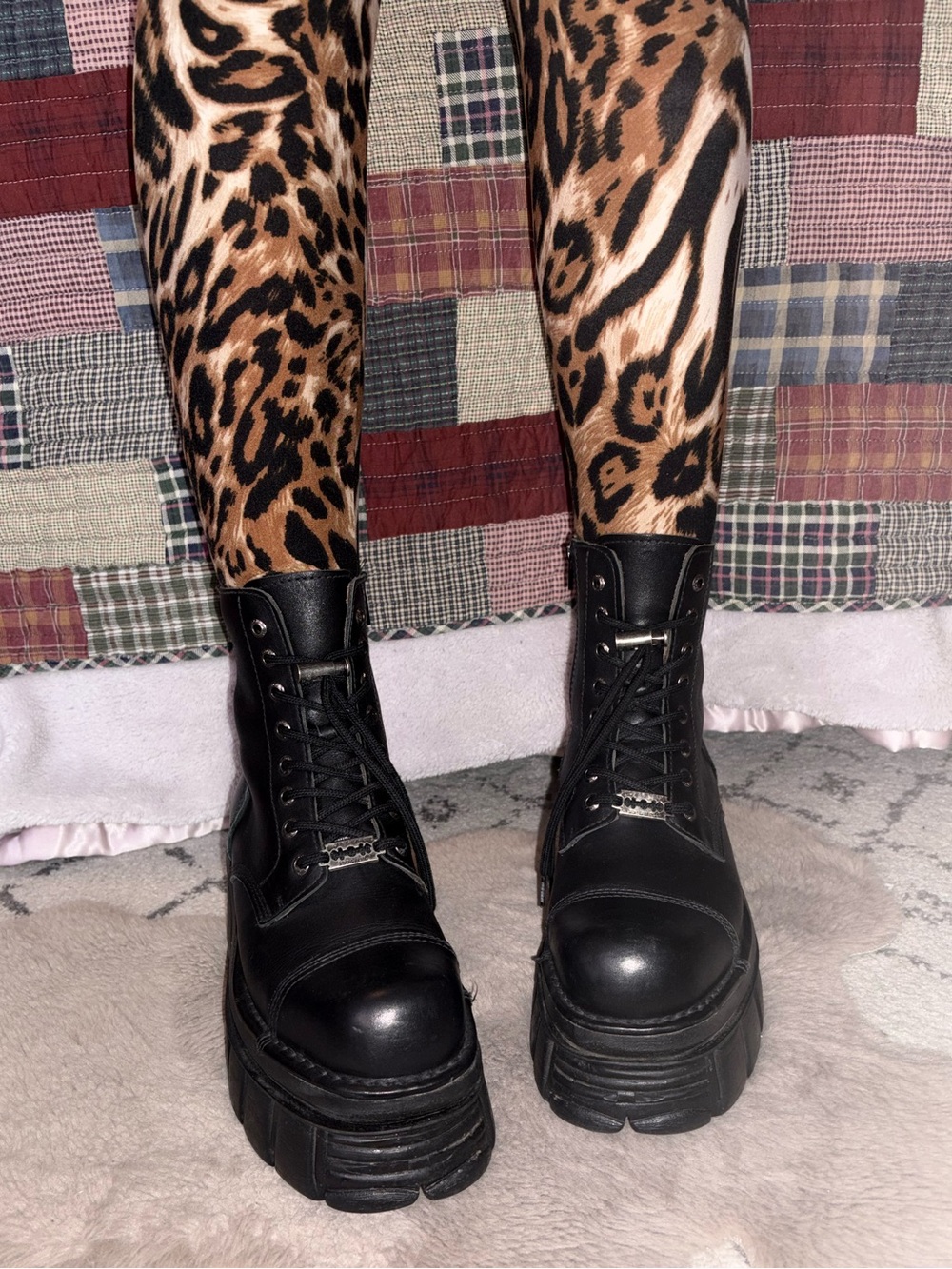 new rock black tower M-NEWMILI083-S21